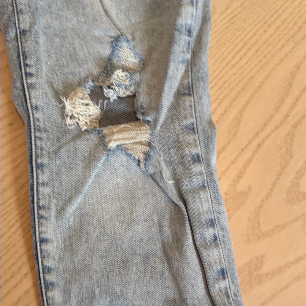 Old Navy Light Blue High-Rise Jeans💜✝️ - Picture 7 of 10